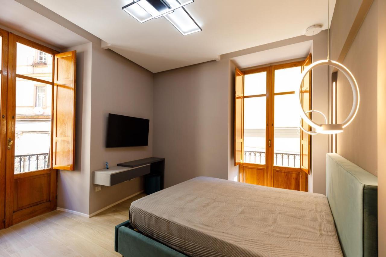 Seven Winds Suite Napoli Bagian luar foto