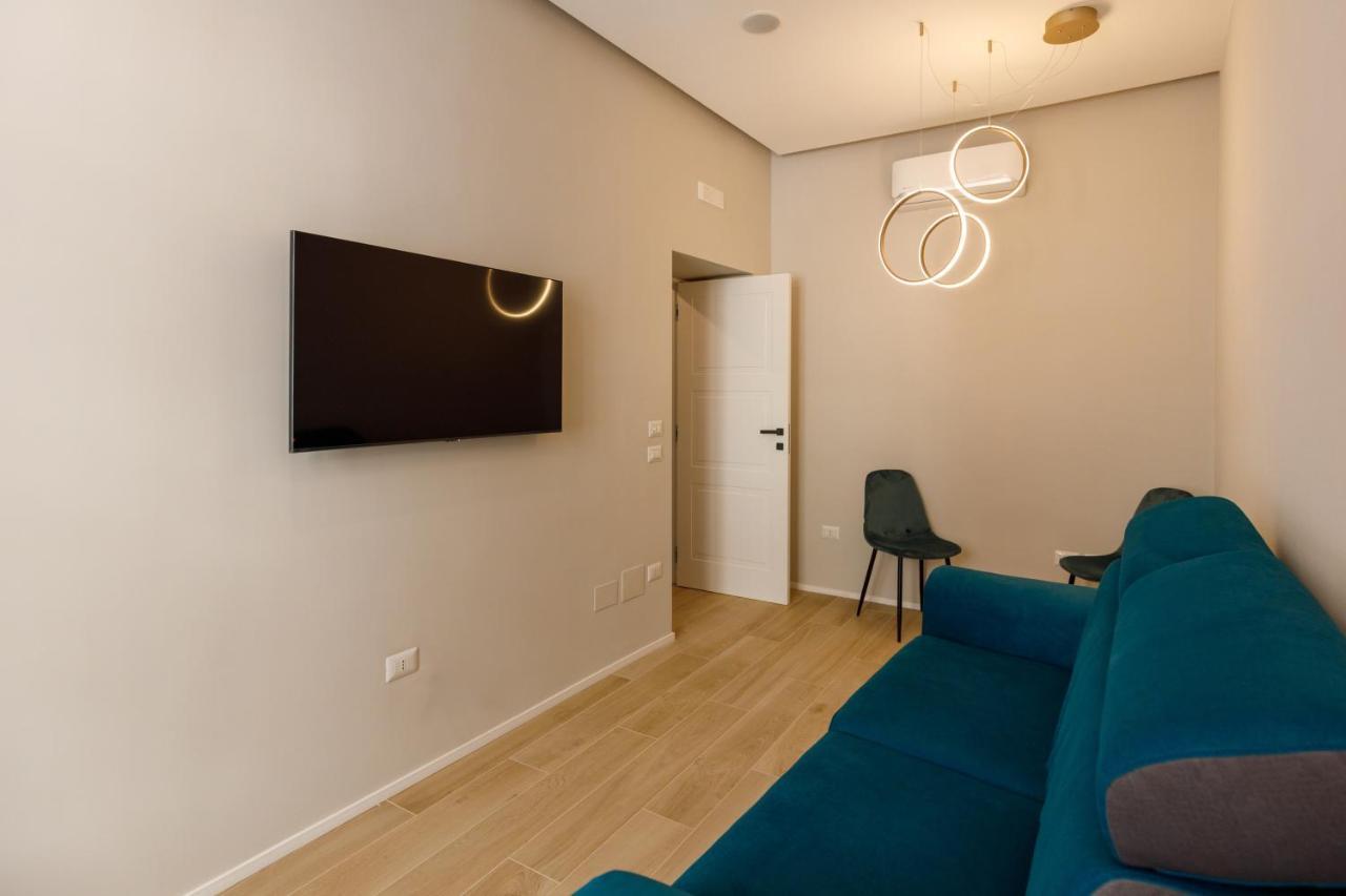 Seven Winds Suite Napoli Bagian luar foto